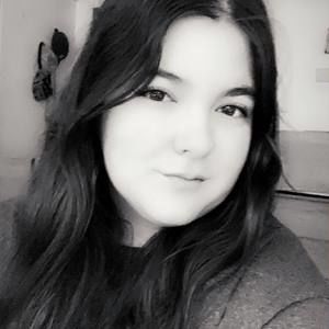 Meet your Posher, Abigail